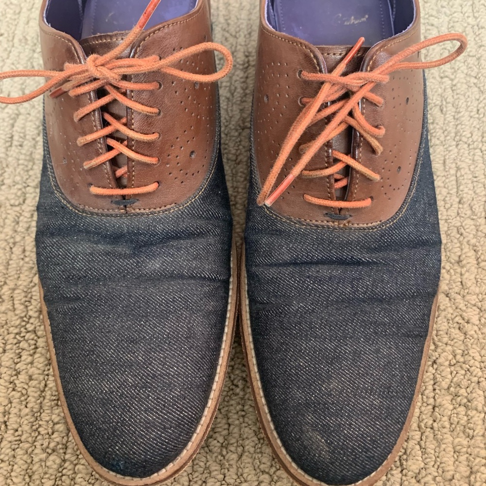 Robert Graham casual dress shoes. Size 9.